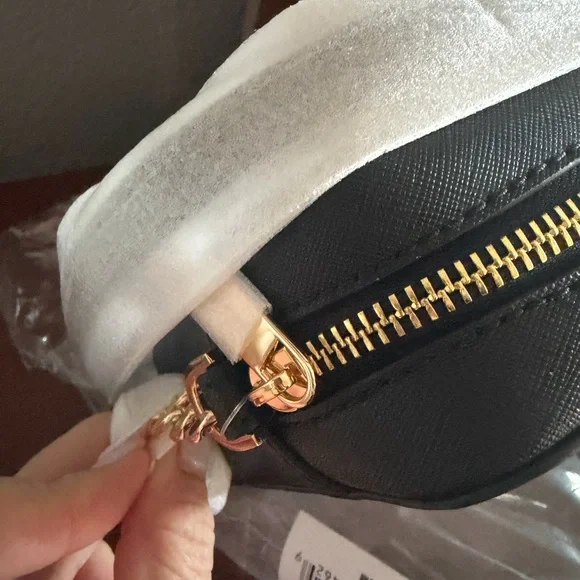 Michael Kors Jet Set Large Saffiano Leather Crossbody Bag Black - Picture 5 of 5